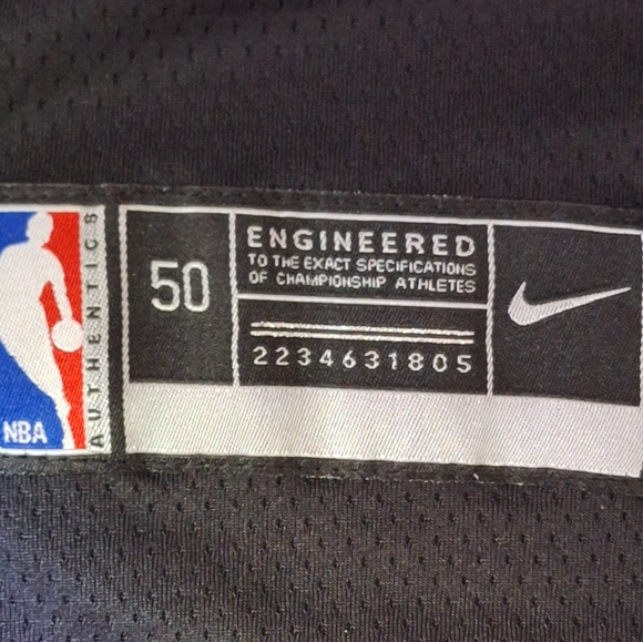 Celtics Jersey Kyle Irving #11 Nike GE NBA Fan Size 50 Tag - Picture 7 of 7